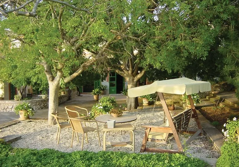 Country house Finca Sa Rota Lloret de Vistalegre Spain